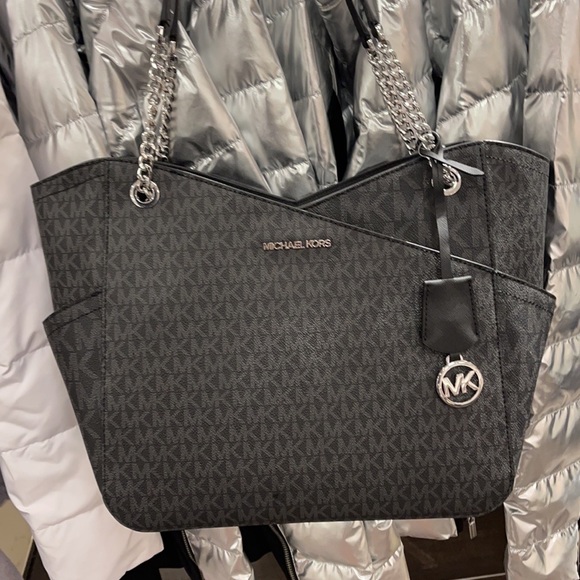 Michael Kors Jet Set Travel Large X Chain Shoulder Tote - Picture 2 of 16